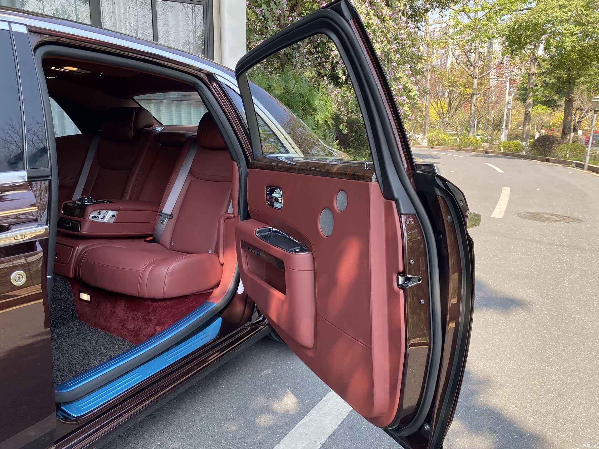 Rolls-Royce Ghost, 2017 11