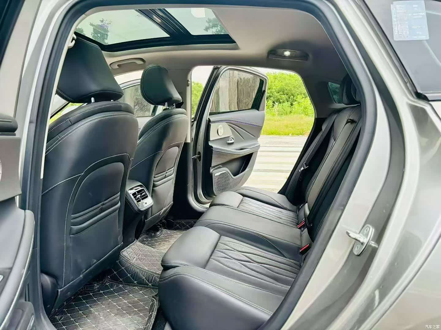 Chery Arrizo 8, 2024 все фото
