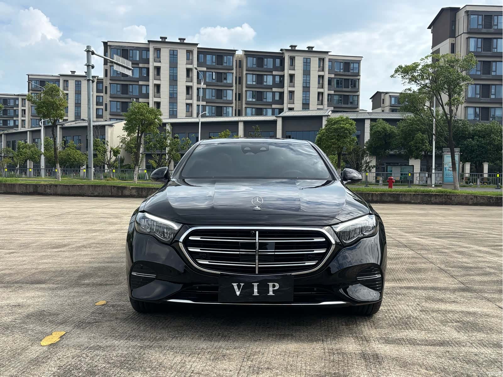 Mercedes-Benz E-Class, 2024 2
