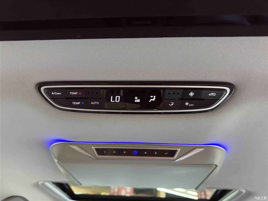 Trumpchi M8, 2021 10
