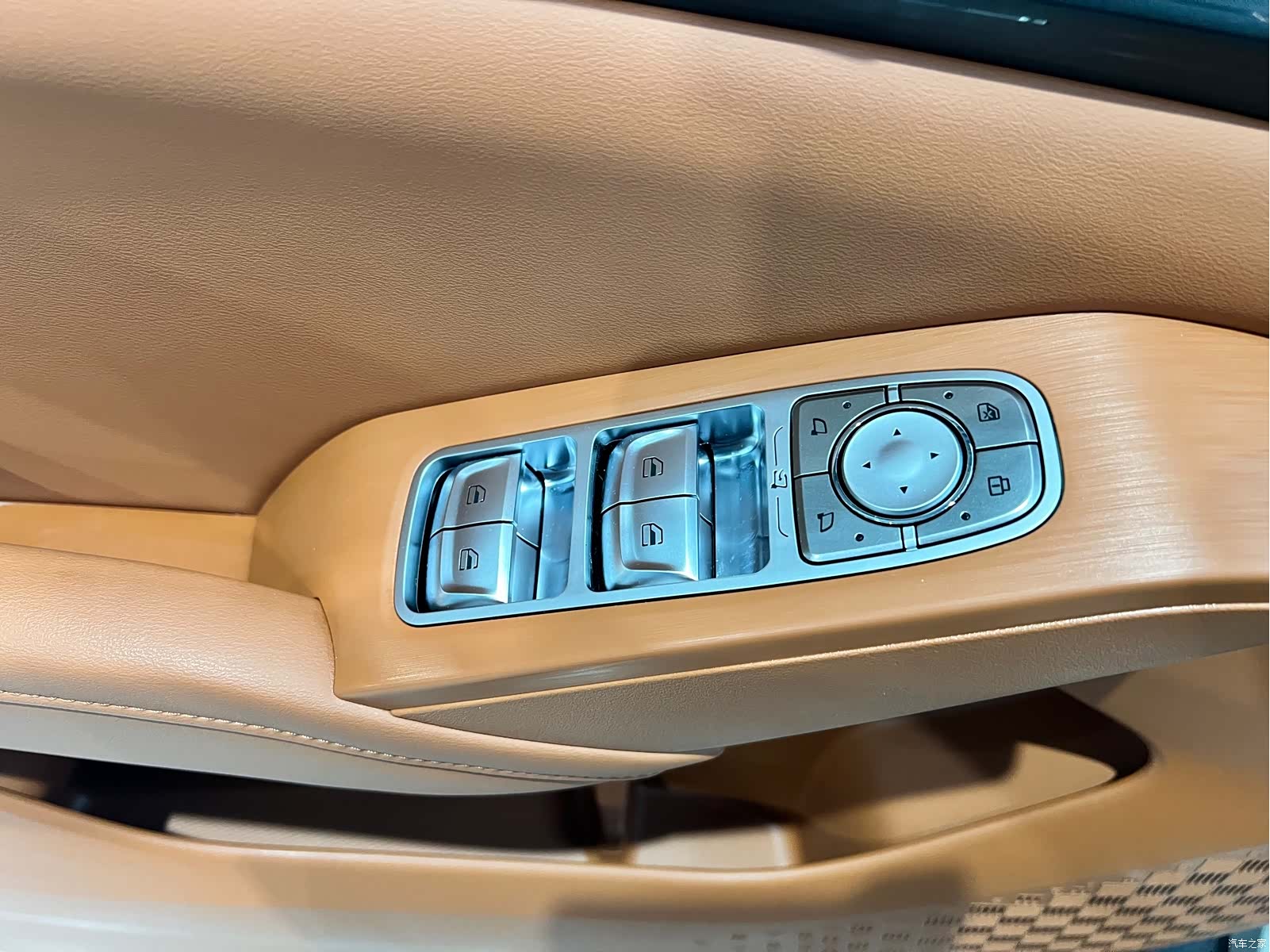 Haval Hi4, 2025 17