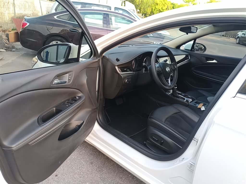 Buick Verano, 2019 16