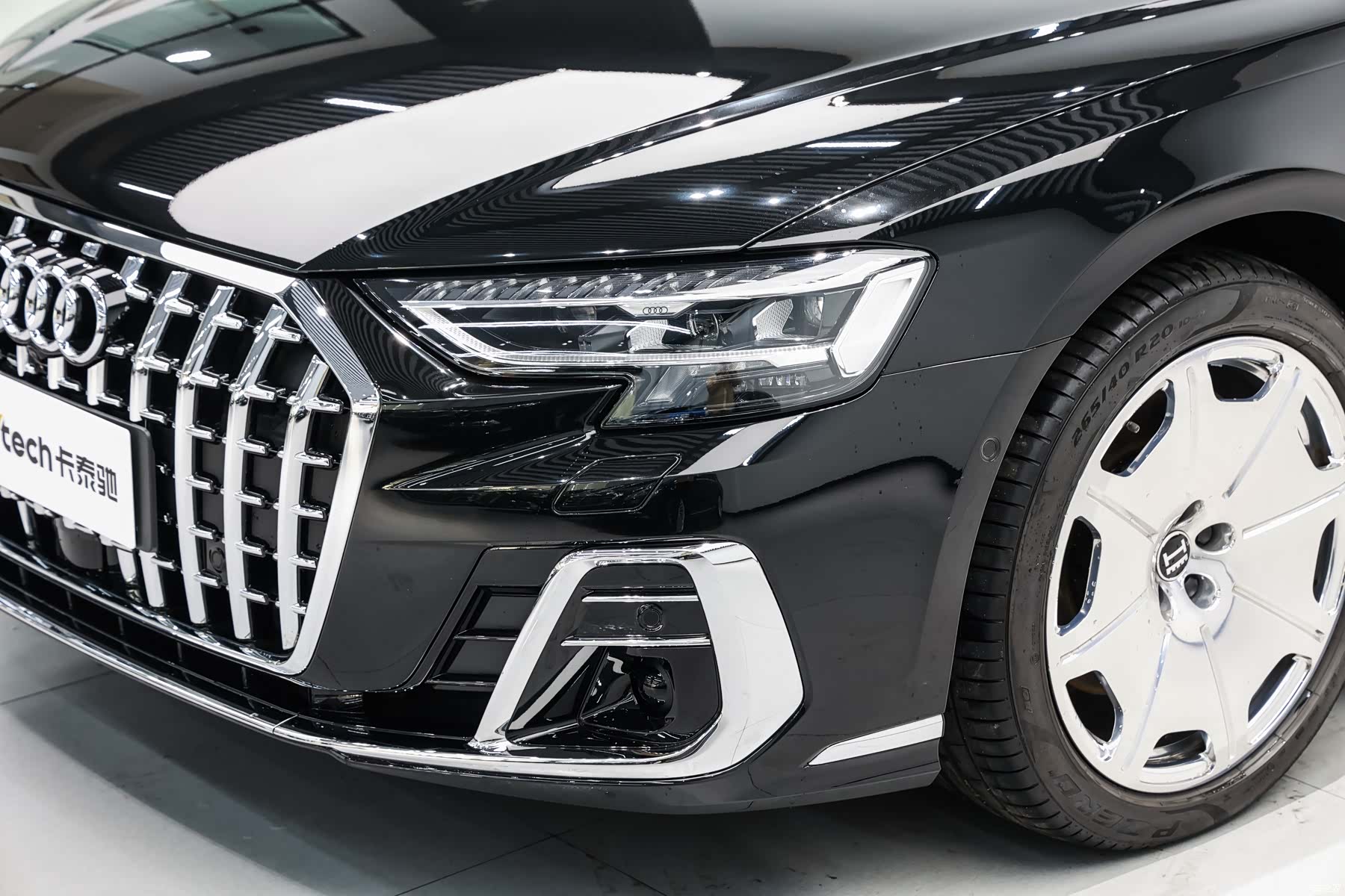 Audi A8L, 2025 8