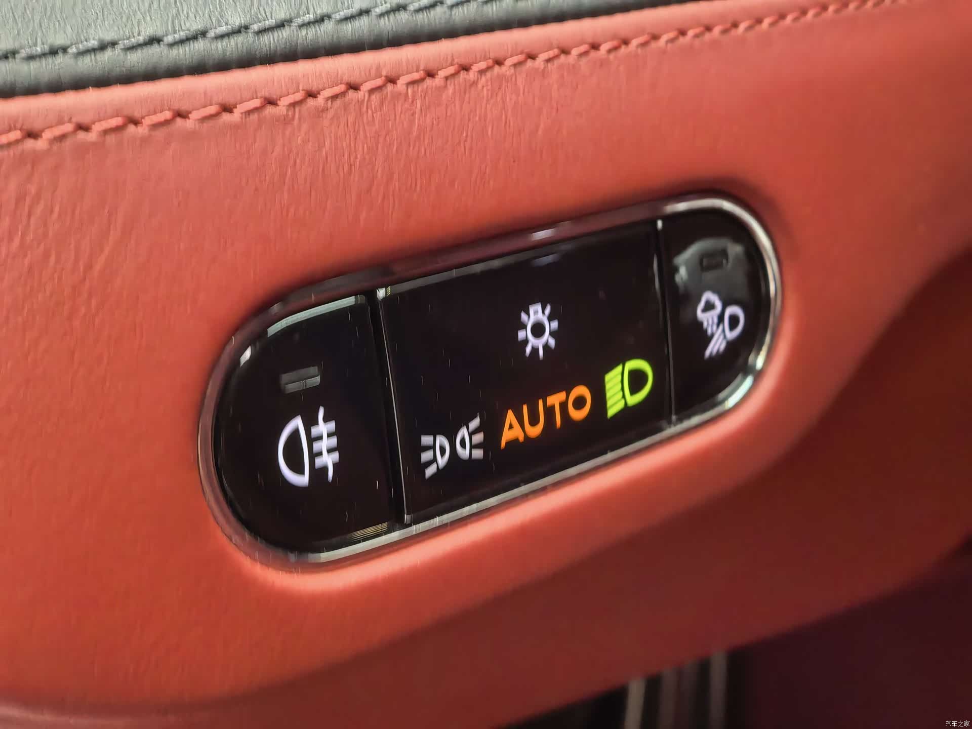 Bentley Flying Spur, 2023 27