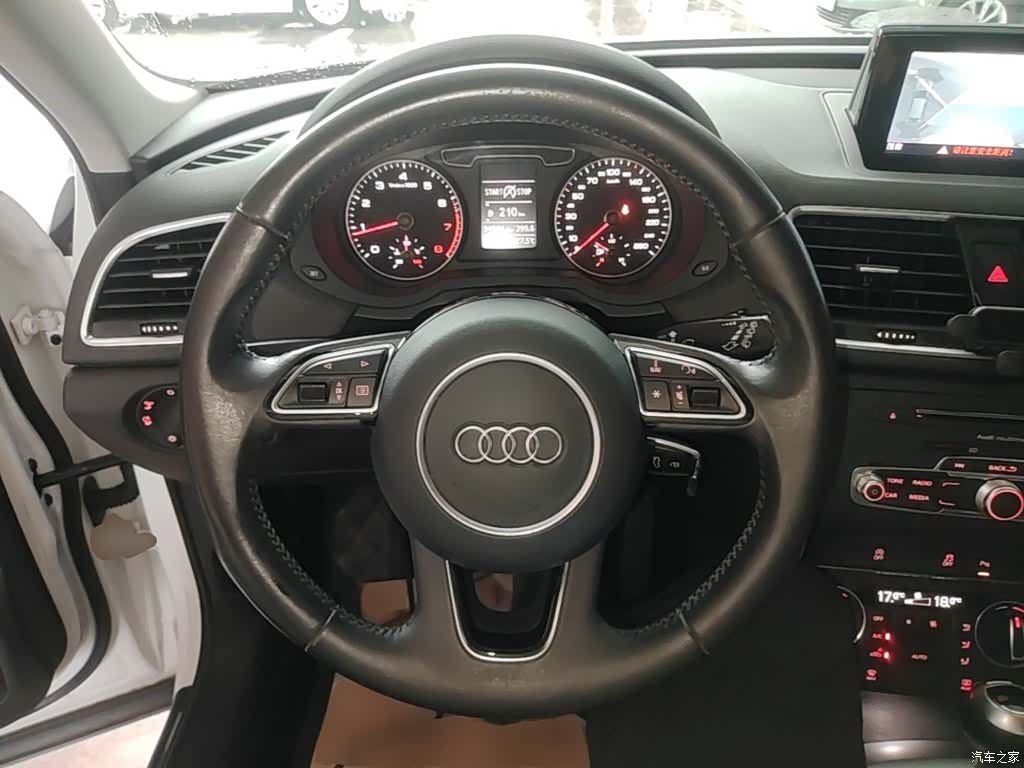Audi Q3, 2017 11