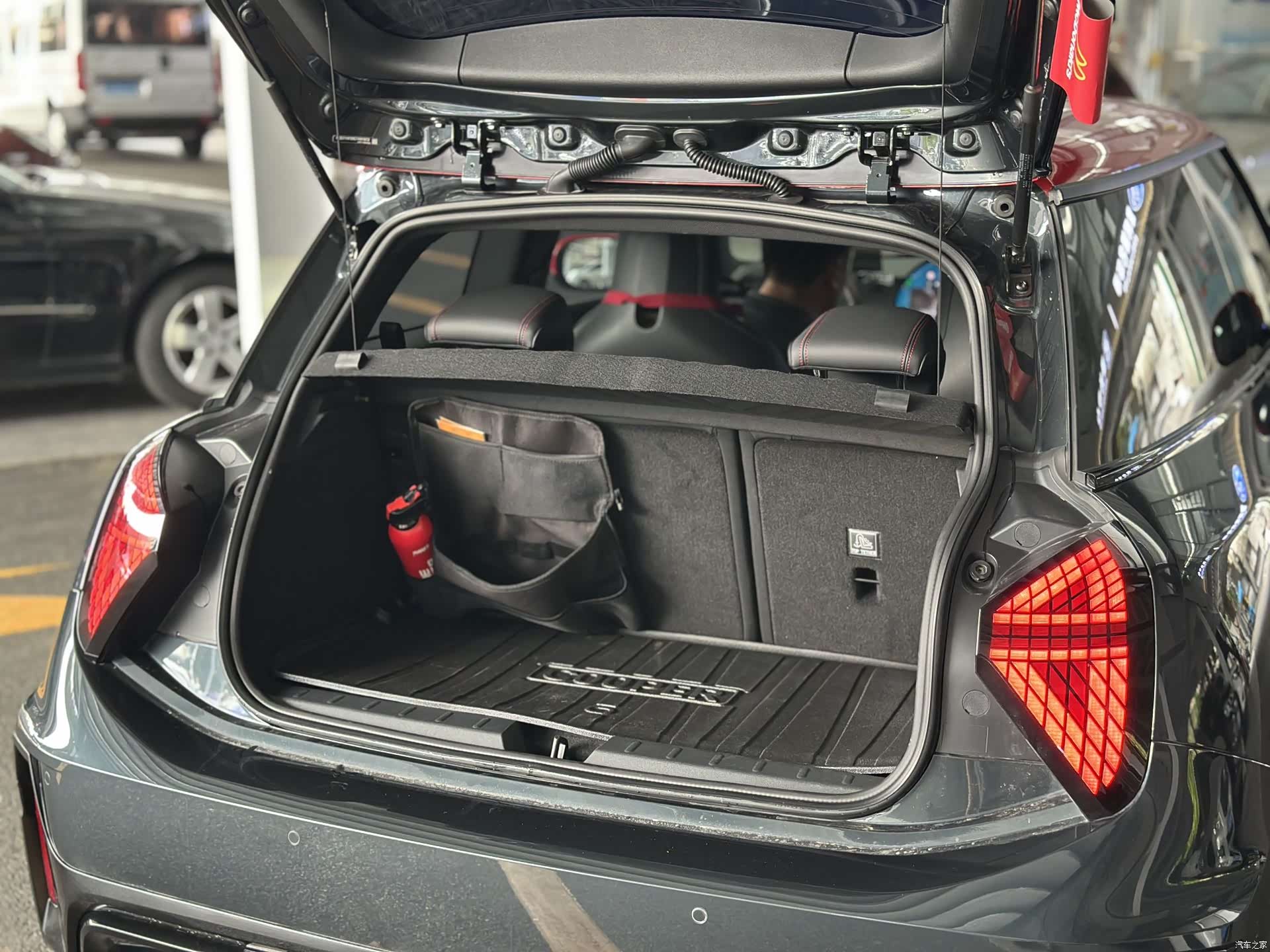 Mini Cooper, 2025 11