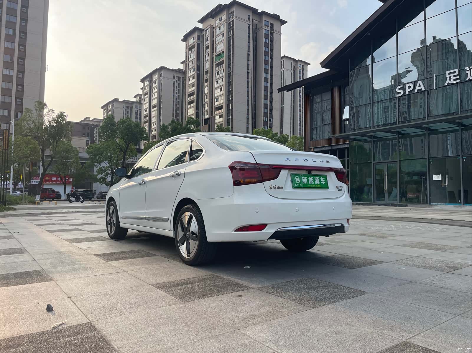 DongFeng E70, 2021 14
