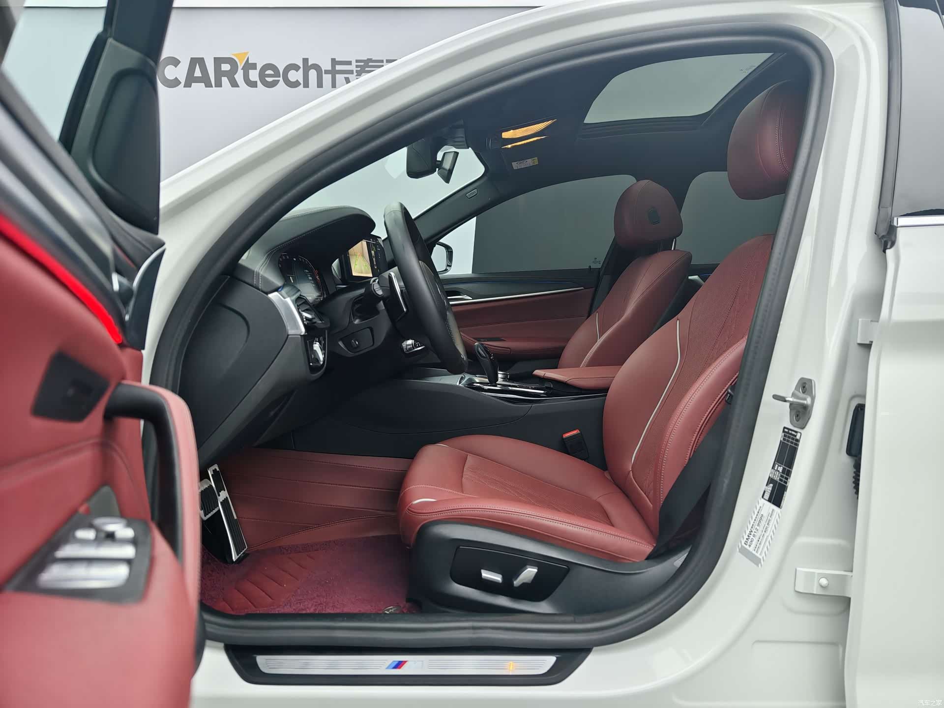 BMW 5 Series, 2023 все фото