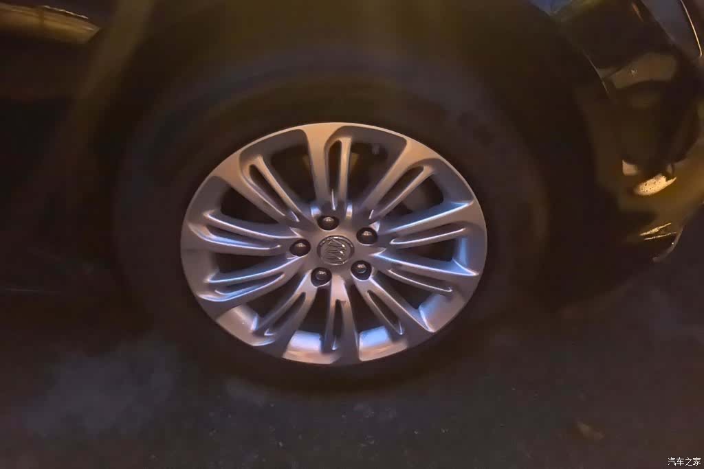 Buick LaCrosse, 2017 6