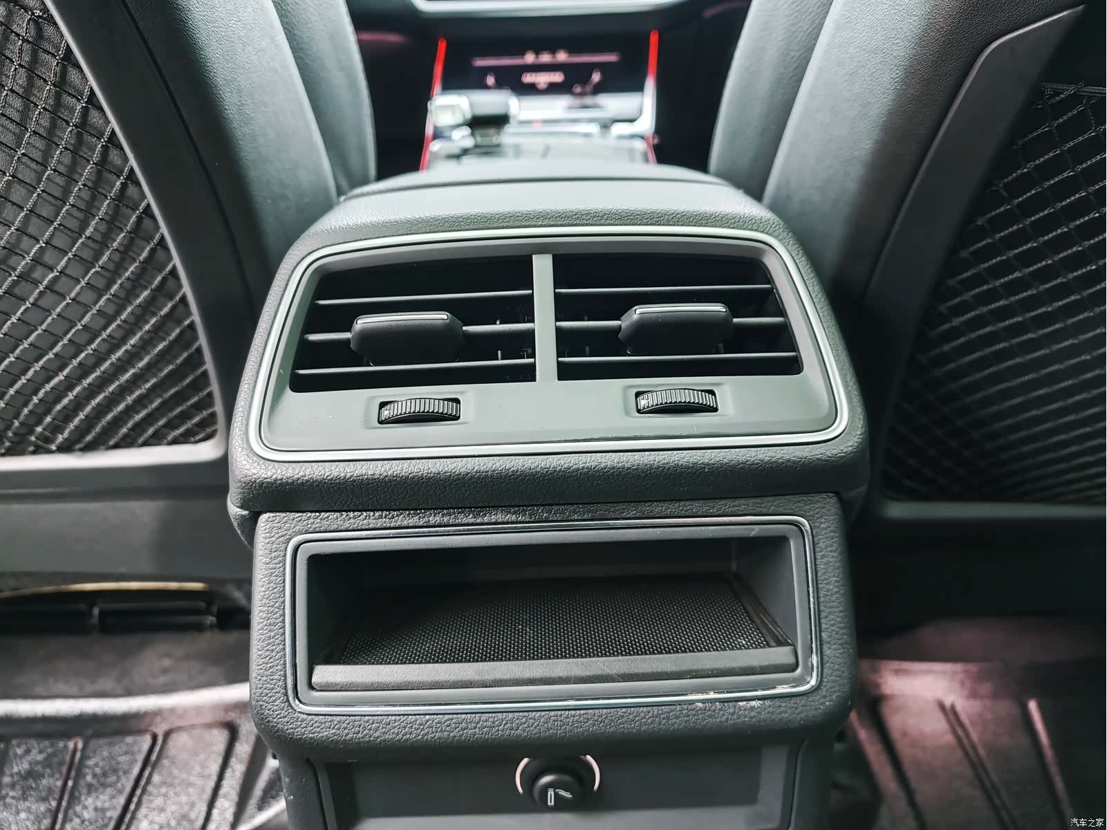 Audi A6L, 2021 15