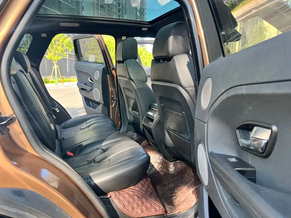 Land Rover Range Rover Aurora