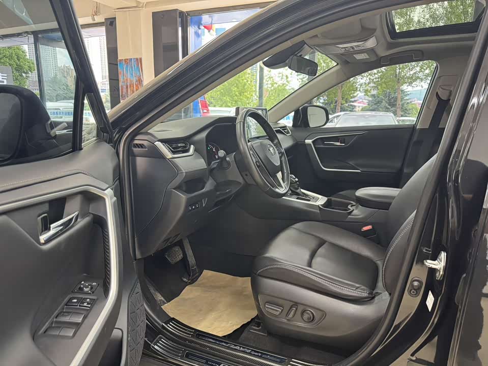 Toyota RAV4 Rongfang Toyota RAV4 Rongfang