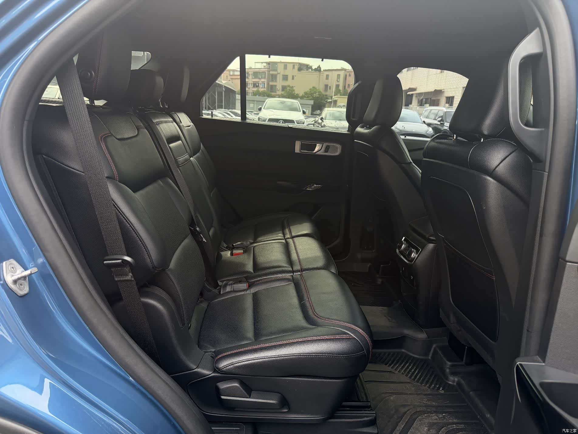 Ford Explorer, 2020 17