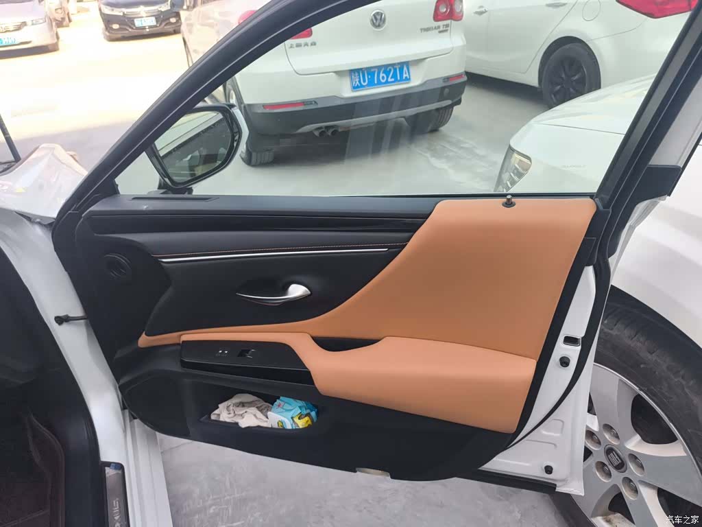 Lexus ES, 2024 20