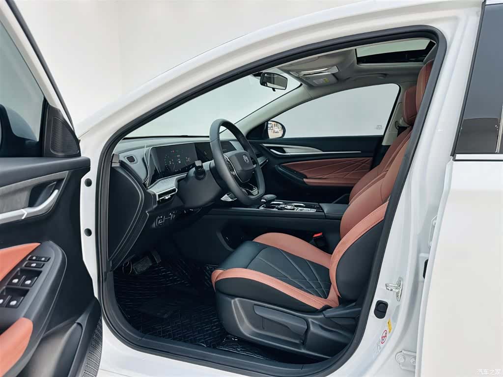 Changan Eado, 2023 13