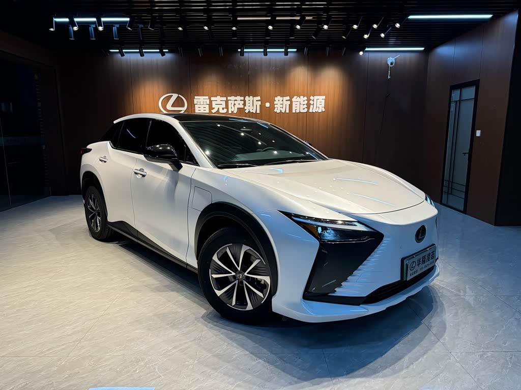 Lexus RZ