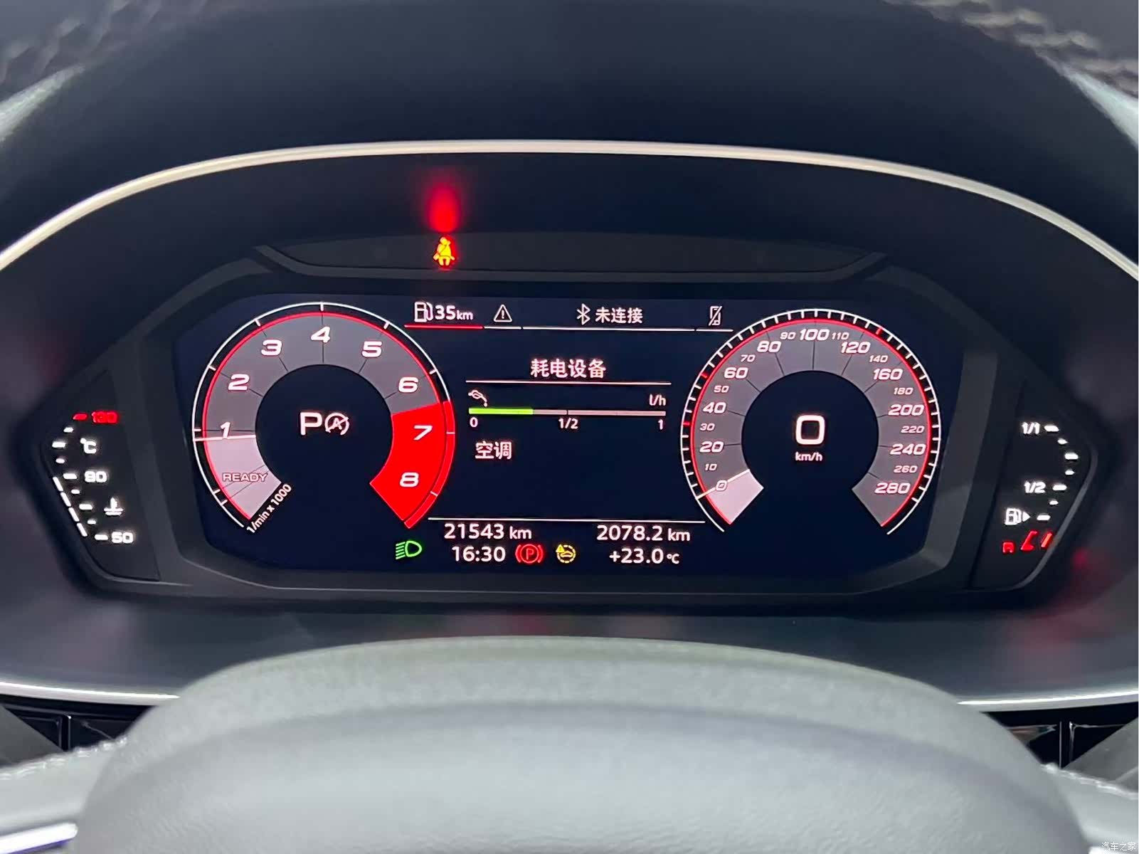 Audi Q3, 2023 16
