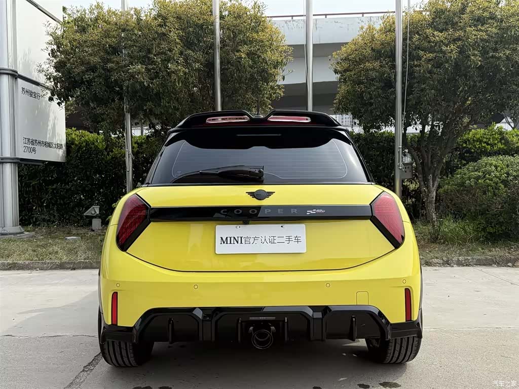 Mini Cooper, 2026 6