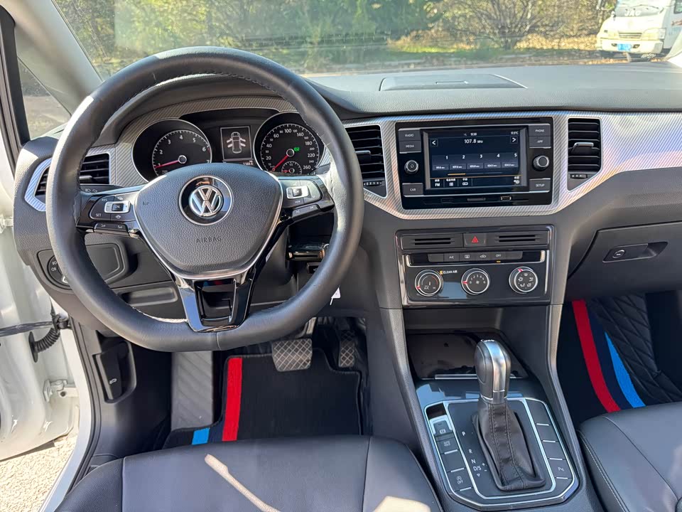 Volkswagen Golf*Jiayu