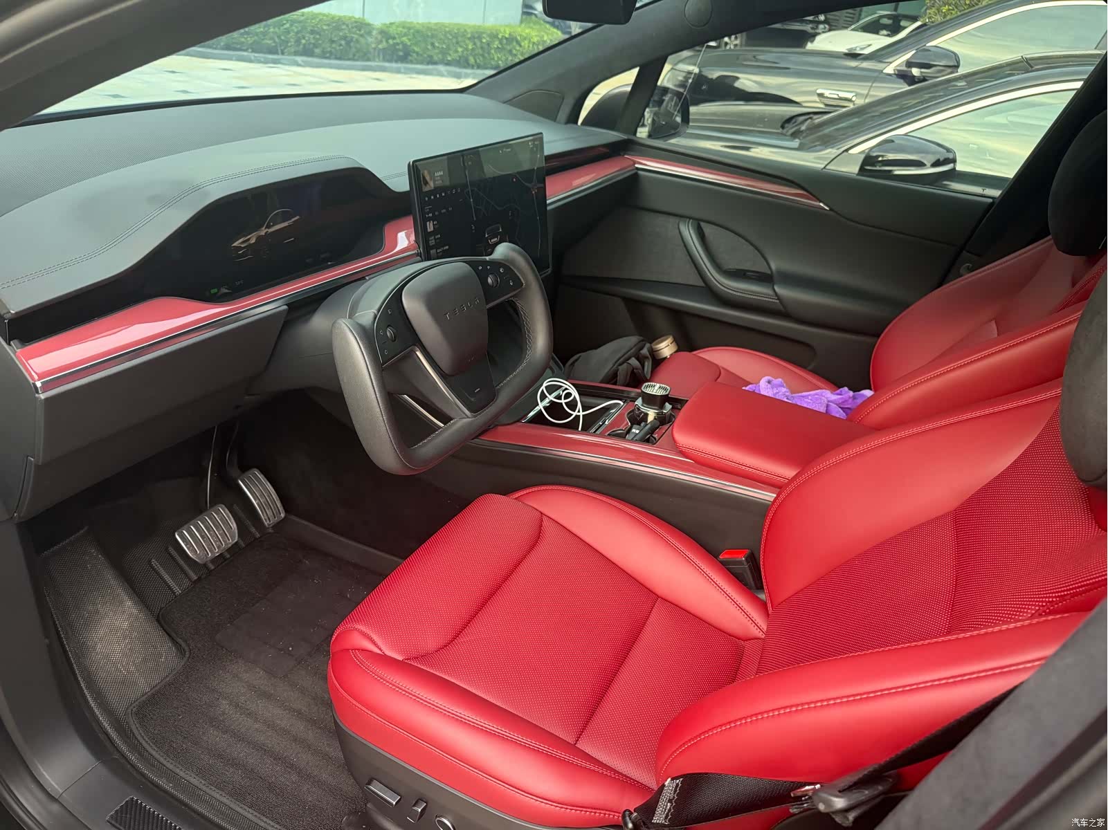 Tesla Model X, 2023 9