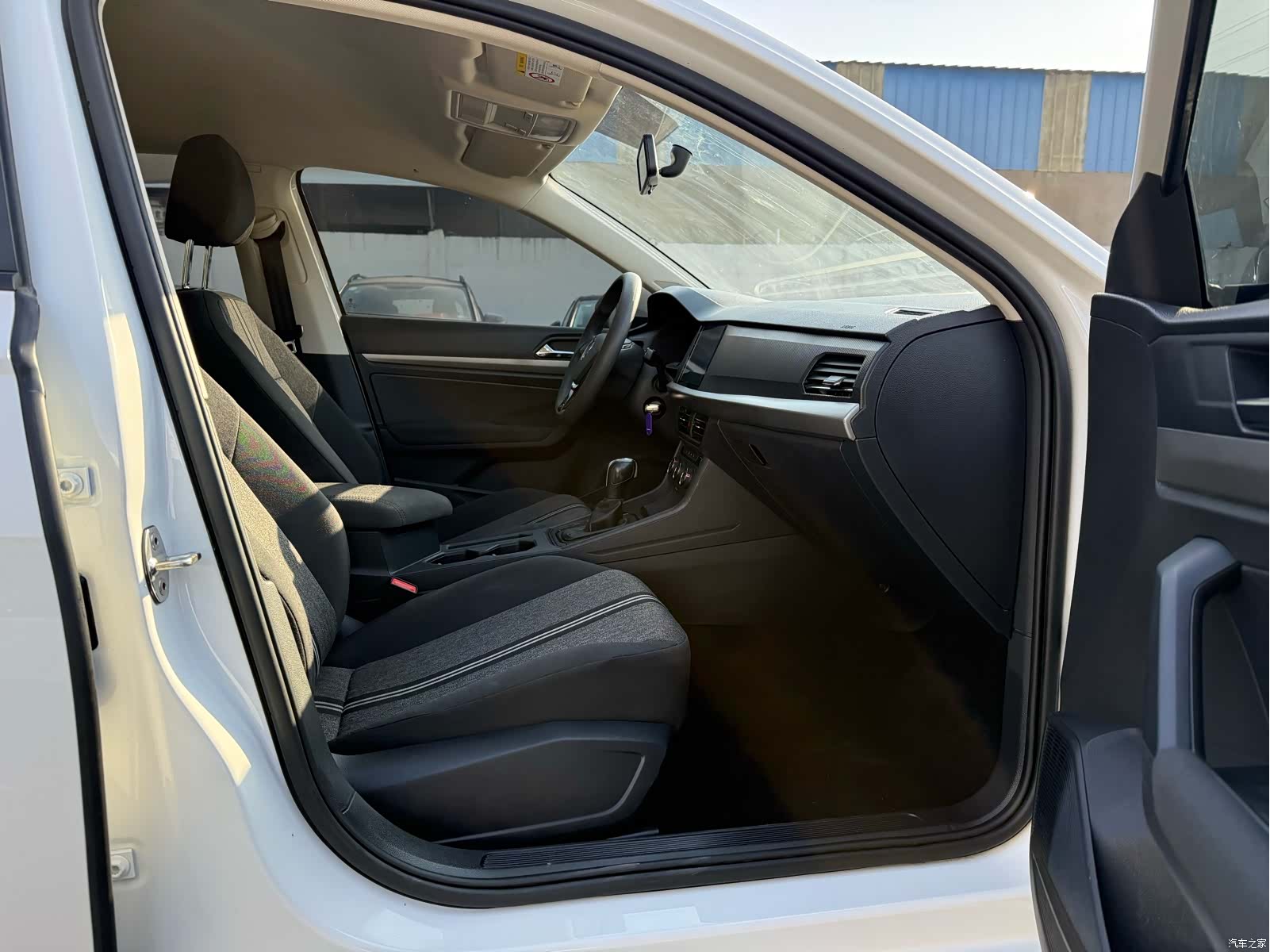 Volkswagen Lavida, 2022 26