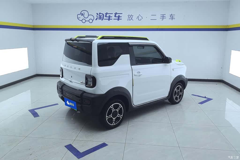 Geely Panda, 2025 3