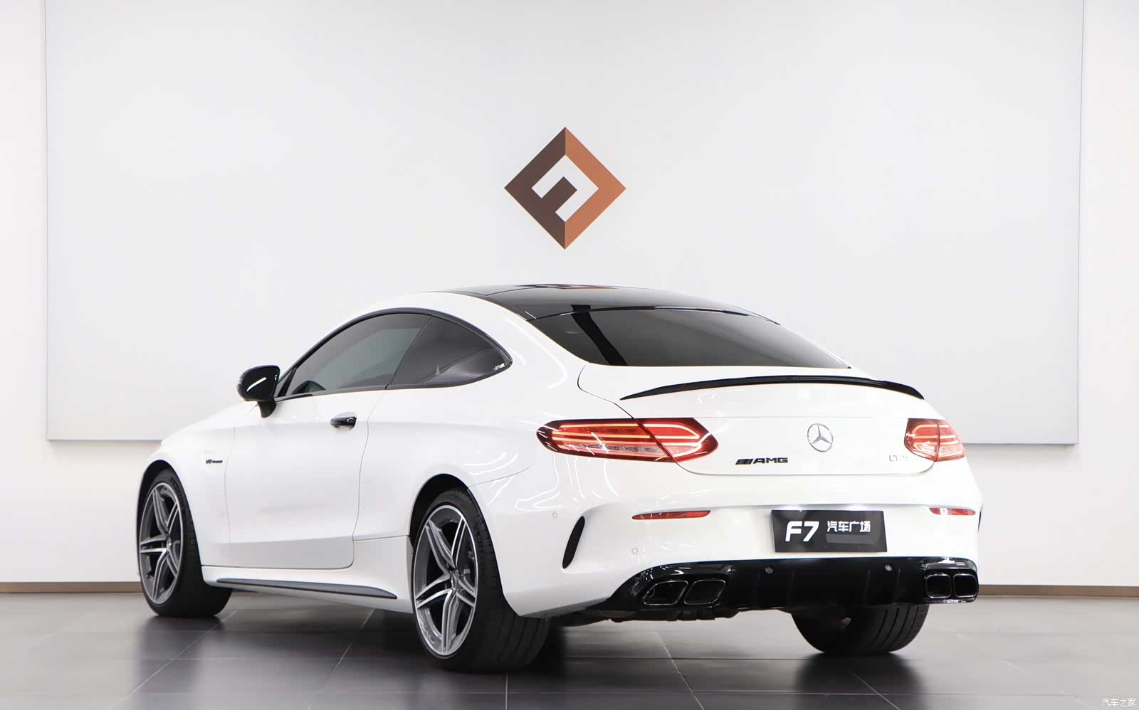 Mercedes-Benz C-Class, 2020 4