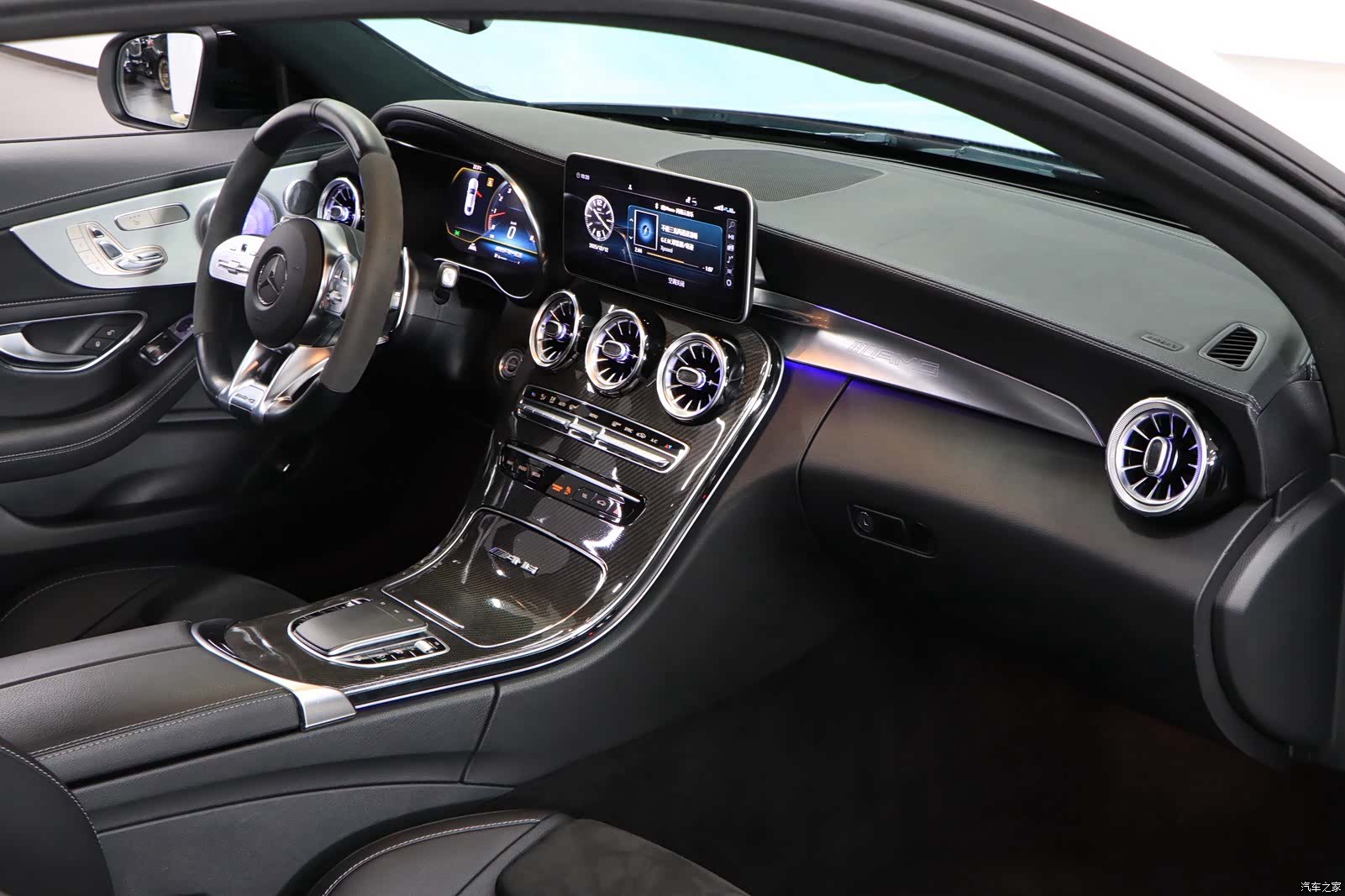 Mercedes-Benz C-Class, 2020 13