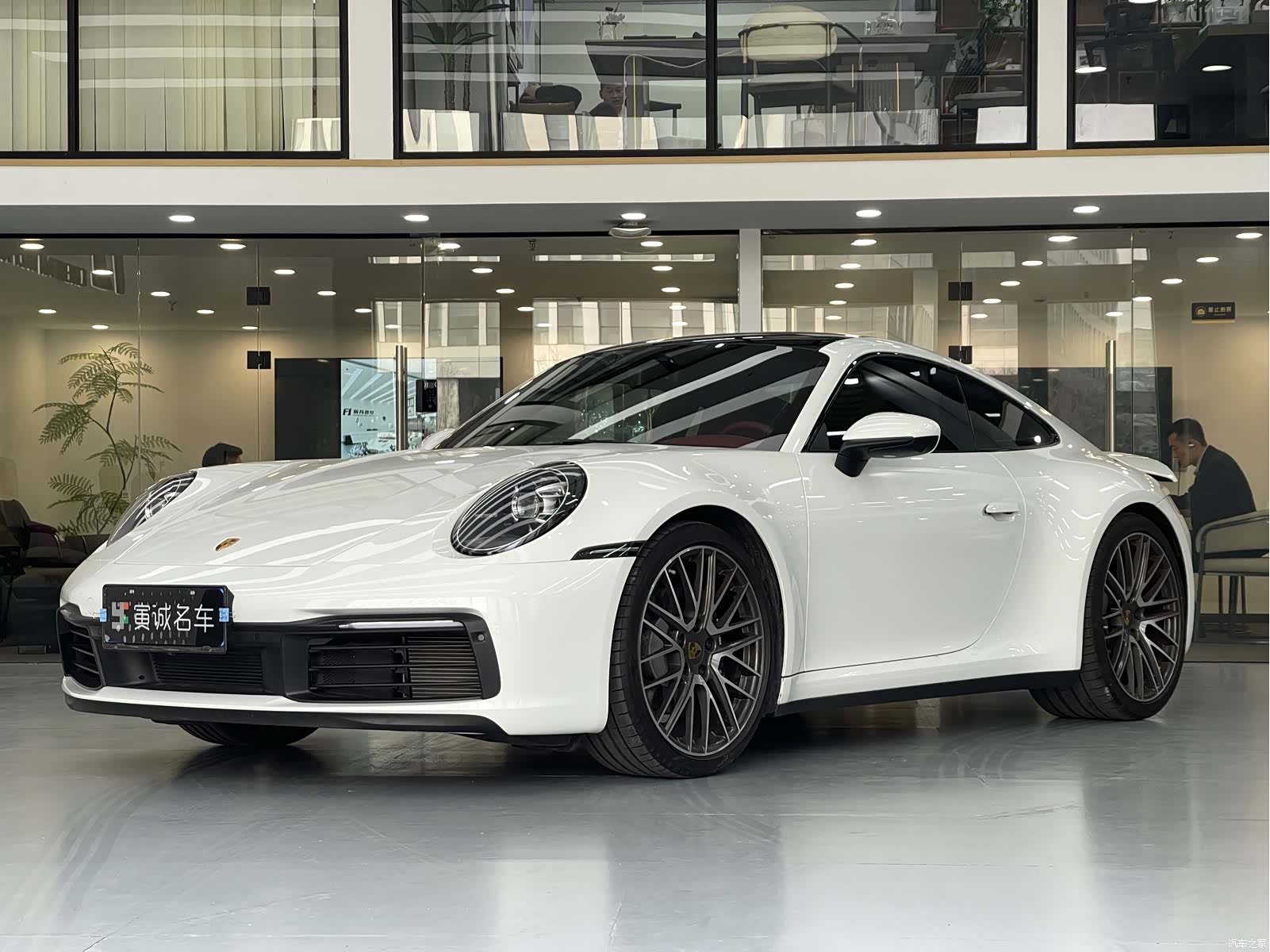 Porsche 911, 2024 1