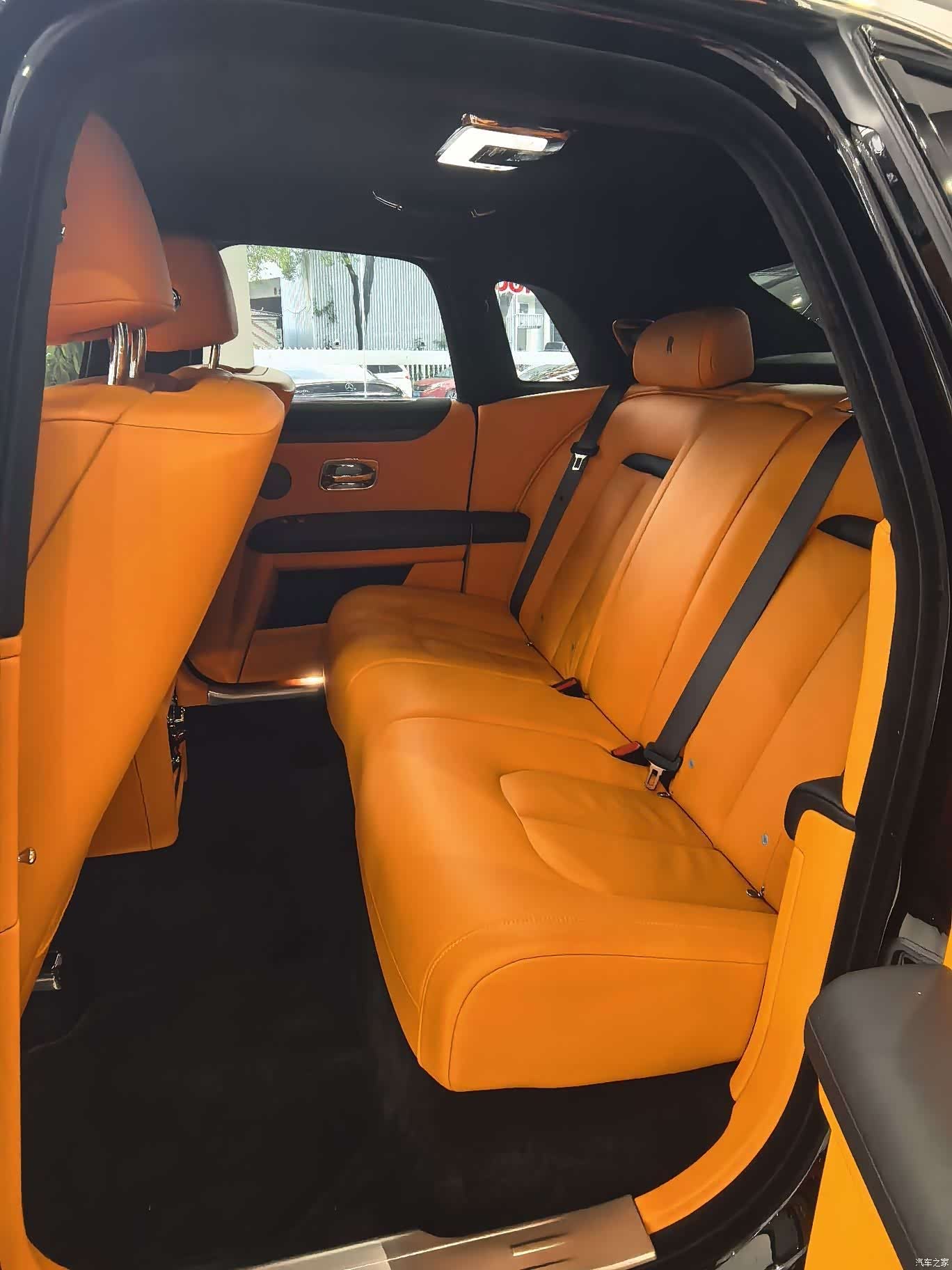 Rolls-Royce Ghost, 2024 8