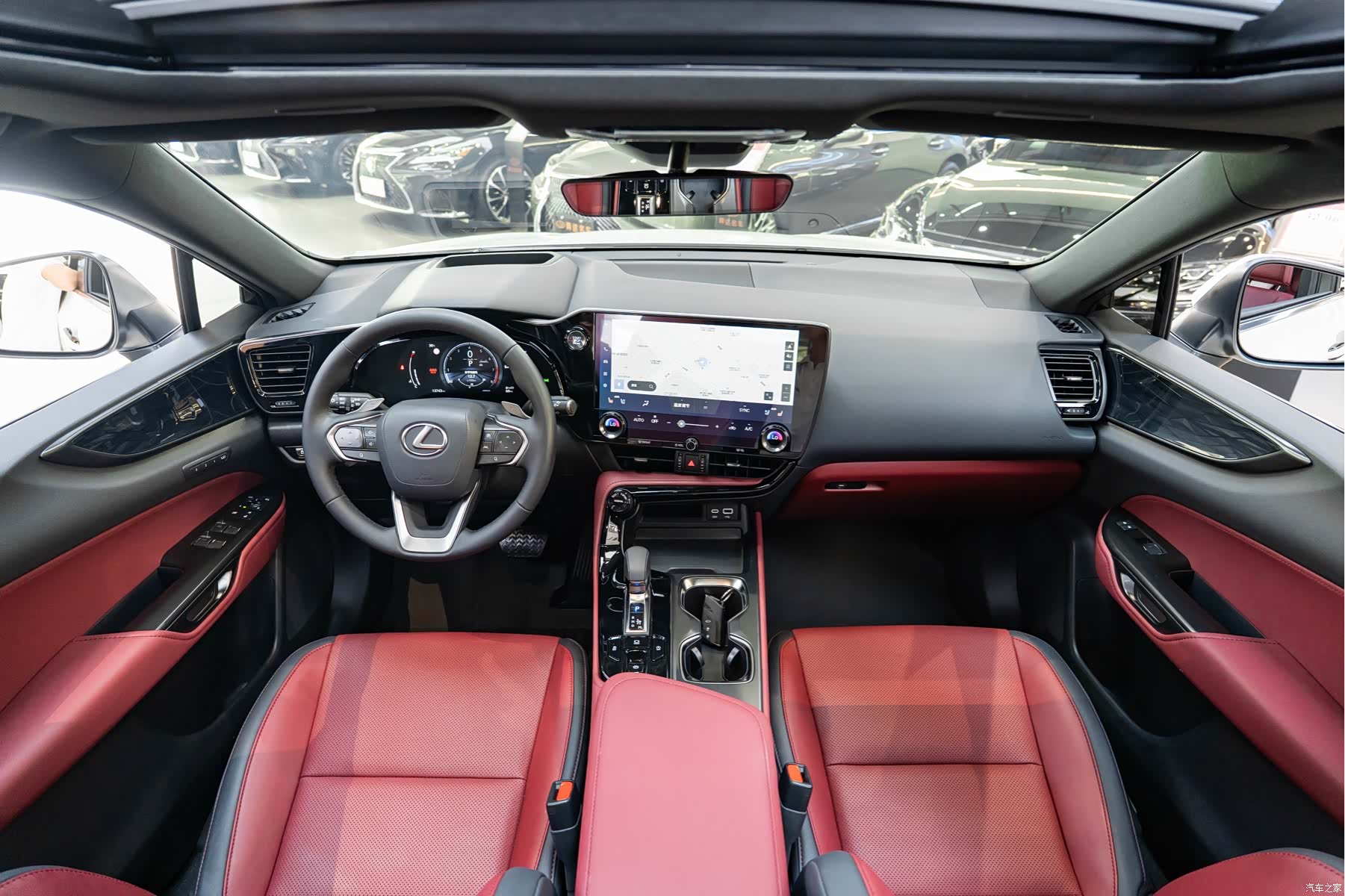 Lexus NX, 2023 13