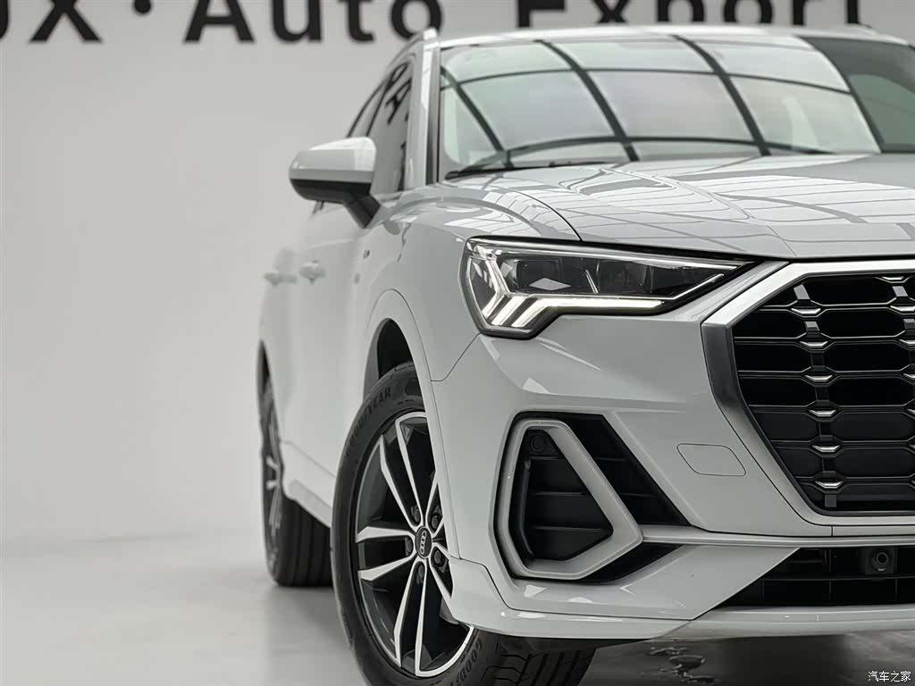 Audi Q3, 2021 6