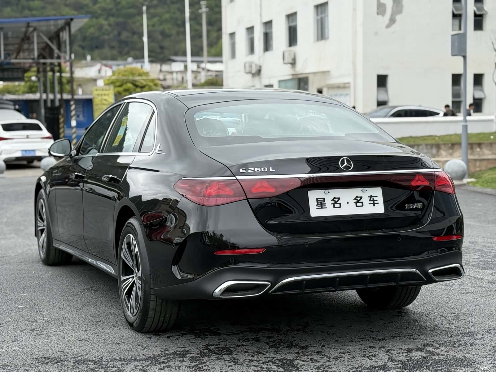 Mercedes-Benz E-Class, 2026 11