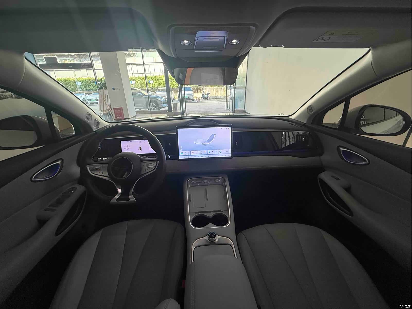 BYD HiAce, 2025 6