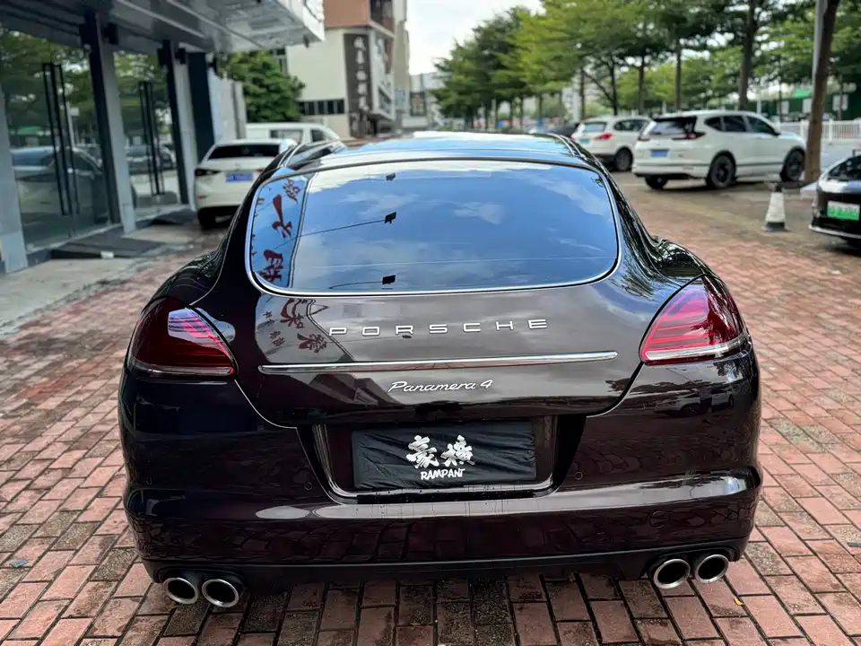 Porsche Panamera