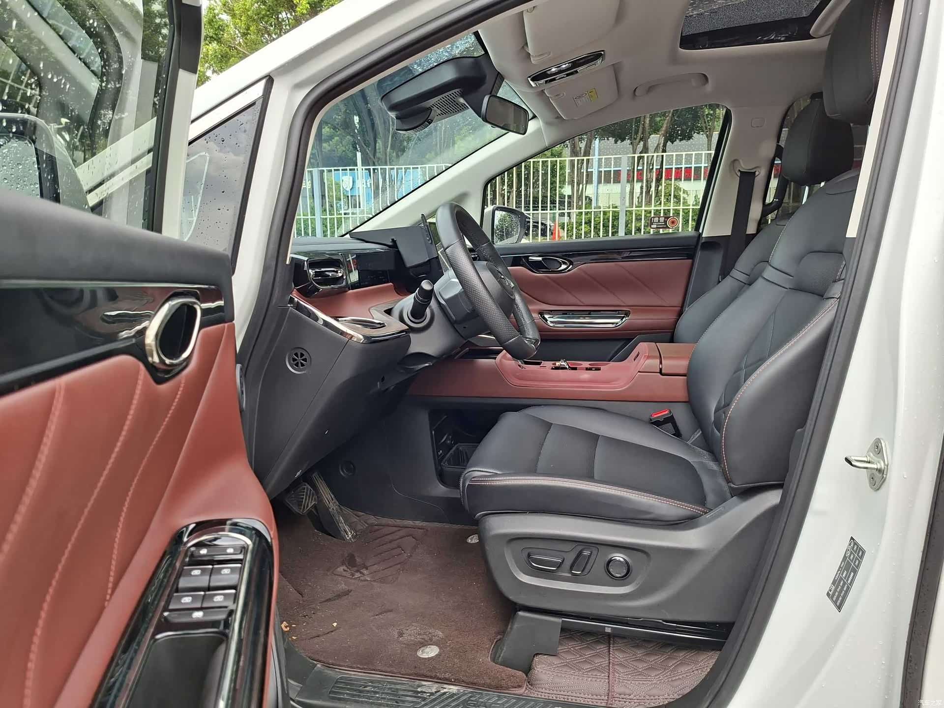 Trumpchi E8, 2024 9