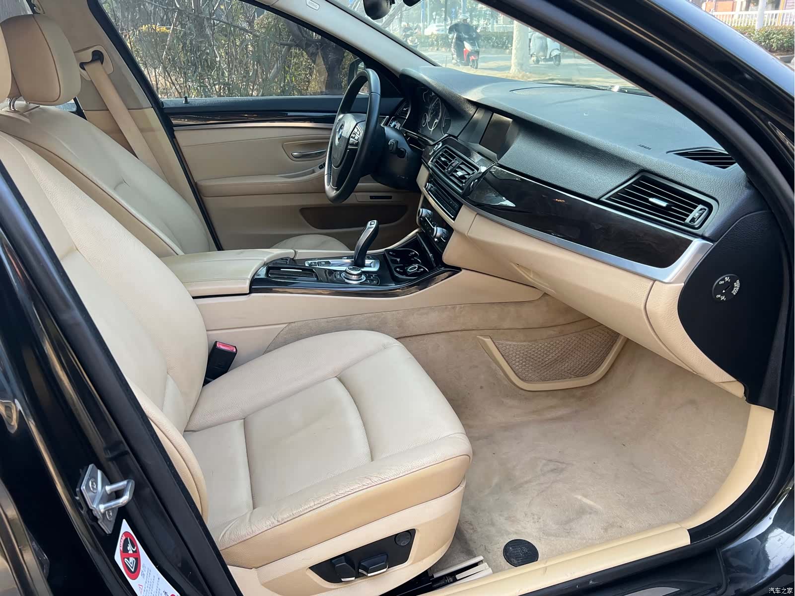 BMW 5 Series, 2013 12