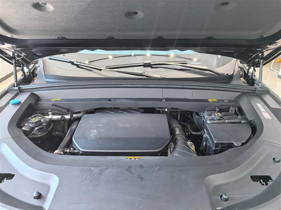 Li Auto Ideal L8