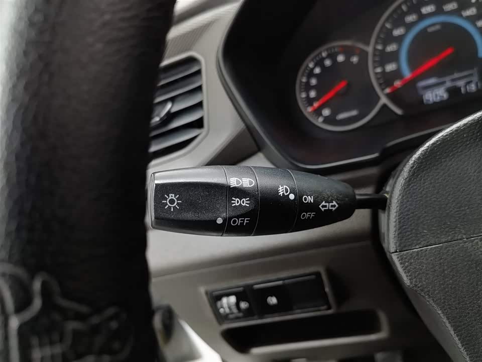 Wuling Wuling Hongguang V