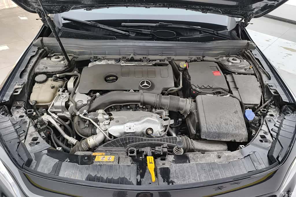Mercedes-Benz GLB, 2023 10
