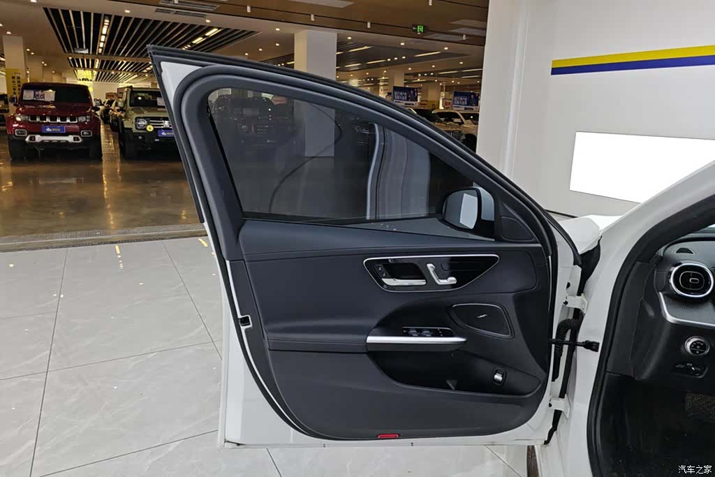 Mercedes-Benz C-Class, 2022 7
