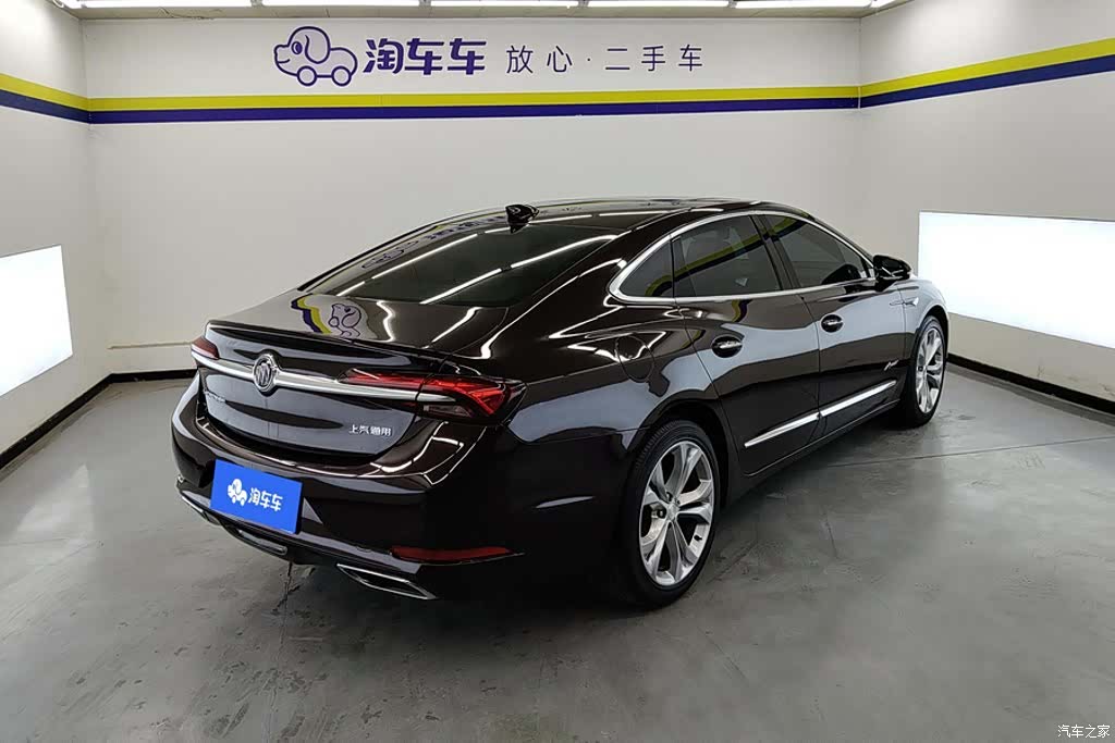 Buick LaCrosse, 2022 3
