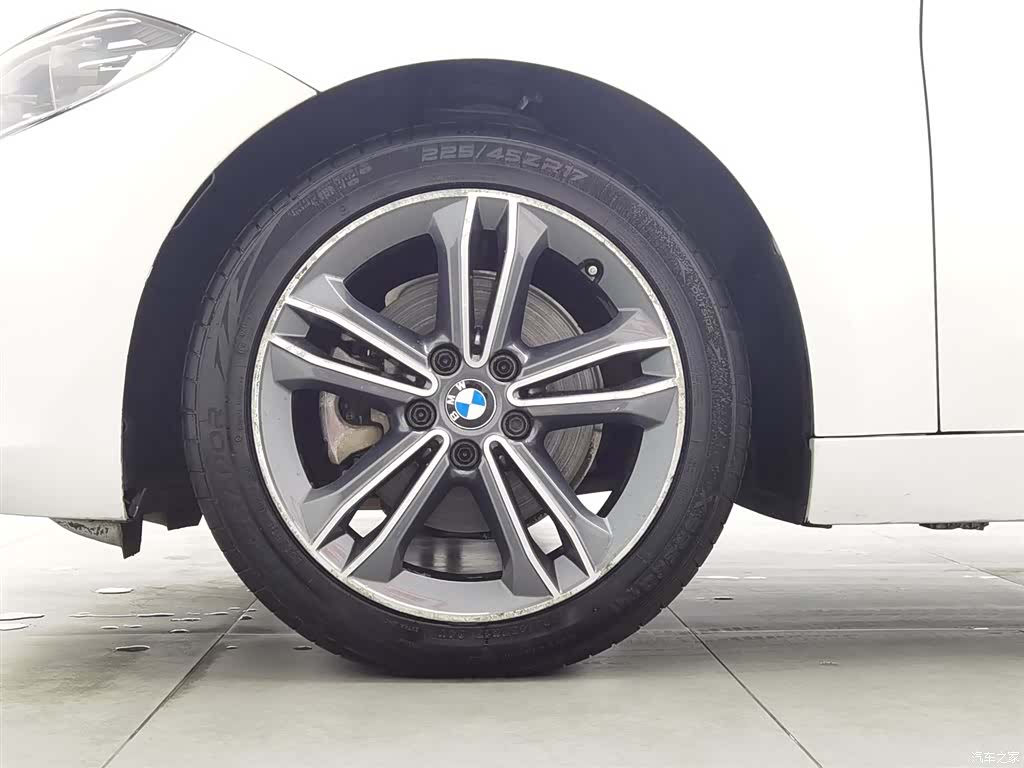 BMW 1 Series, 2019 17