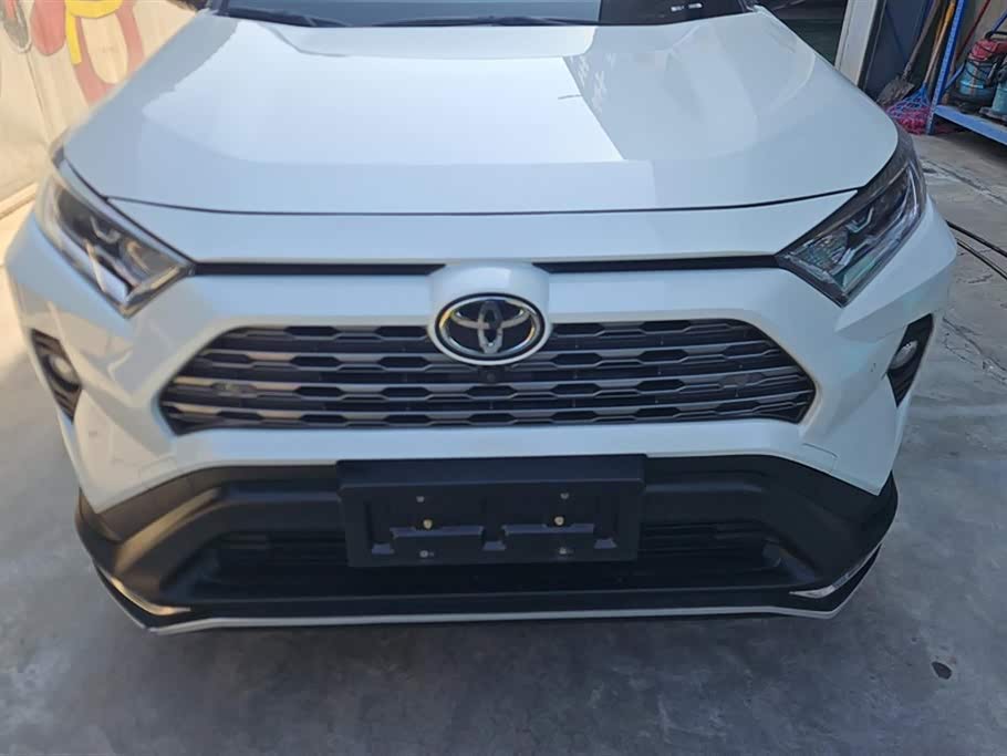 Toyota RAV4 Rongfang