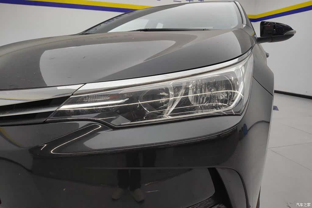 Toyota Corolla, 2018 все фото