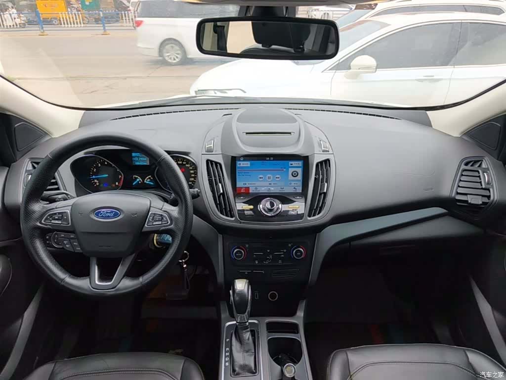Ford Kuga, 2018 10