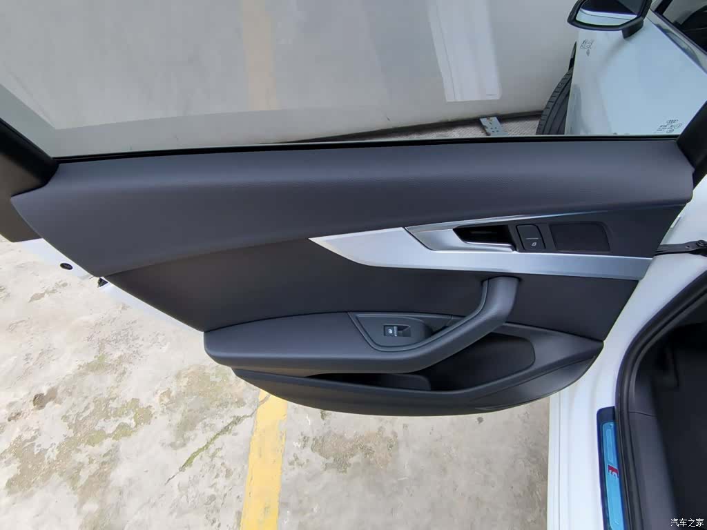 Audi A4L, 2023 23