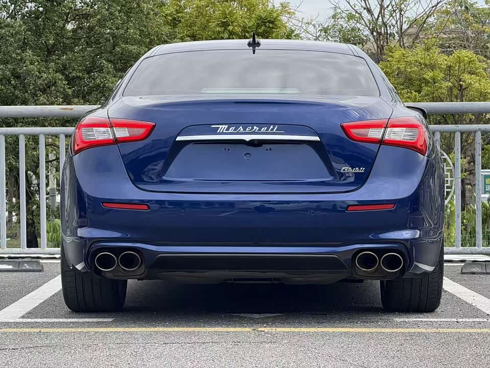 Maserati Ghibli