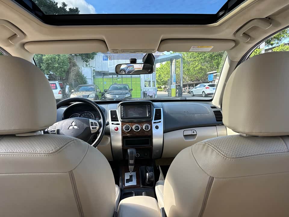 Mitsubishi Pajero Jinchang