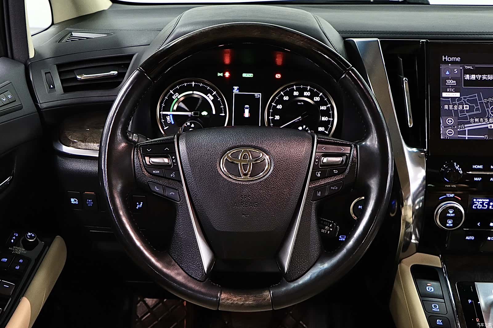 Toyota Vellfire, 2022 10